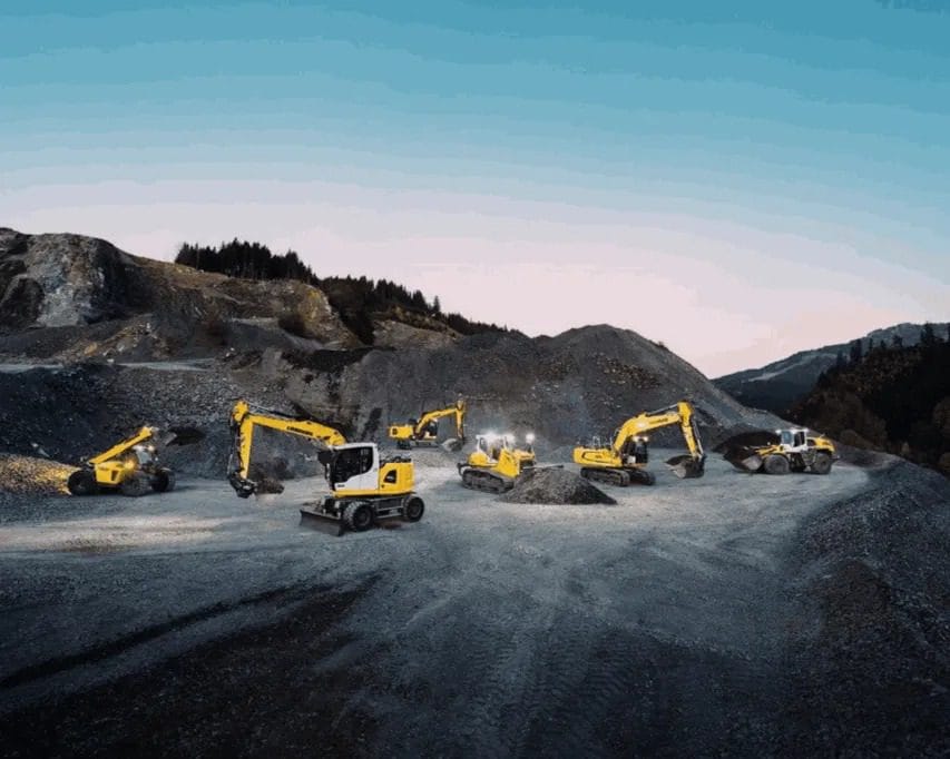 Earth moving equipment Cut out transparent Earth moving equipment